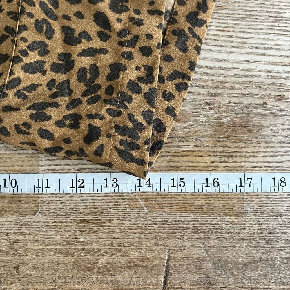 NWT A New Day Leopard Shorts size medium animal print cheetah - Picture 6 of 7